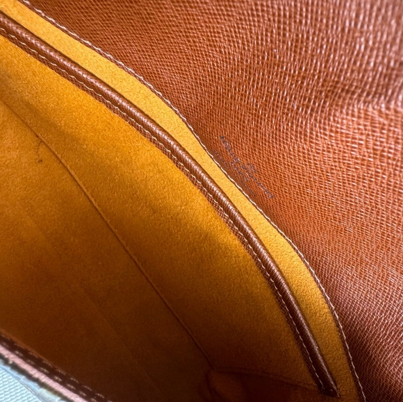 Louis Vuitton Musette Tango Monogram Long Strap Bag - Picture 11 of 16